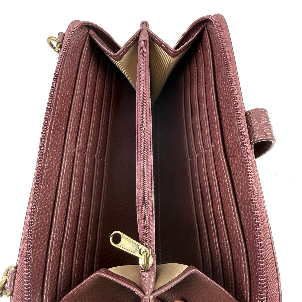 The Sak Iris Crochet Crossbody Smartphone Wallet Burgundy Leather Knit Used Once - Picture 5 of 9